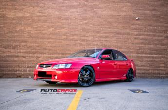 HOLDEN-COMMODORE-FR